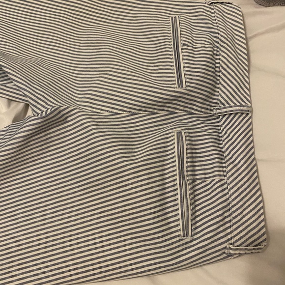 Old Navy pixie pants size two. - Picture 3 of 6